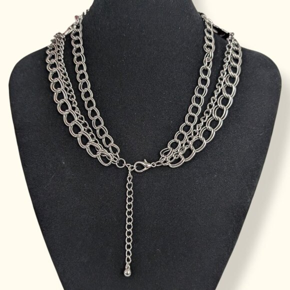 (2/$20) 3-Strand Red Stone Statement Necklace - Picture 6 of 7